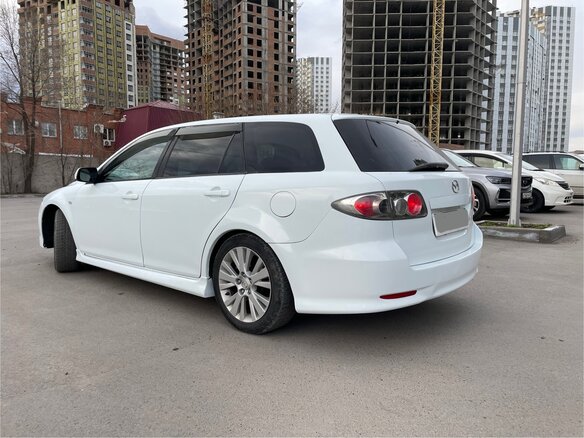 2002 Mazda Atenza I, белый, 580000 рублей - вид 3