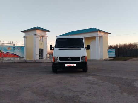 1999 Volkswagen LT, белый, 800000 рублей, вид 3