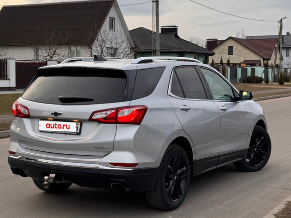 2020 Chevrolet Equinox III, серебристый, 1600000 рублей - вид 5
