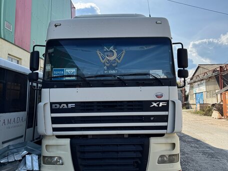 2004 DAF 95XF, белый, 2000000 рублей, вид 1