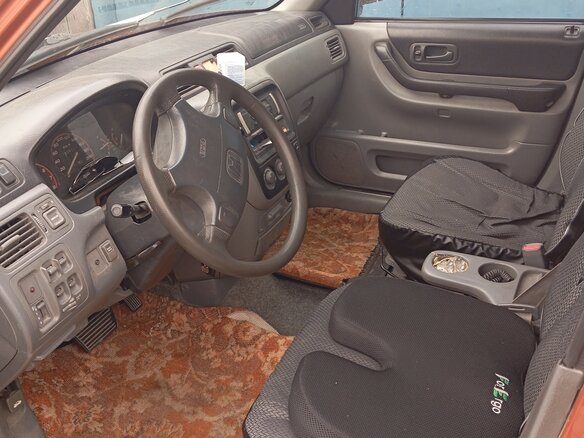 1997 Honda CR-V I, оранжевый, 650000 рублей - вид 4