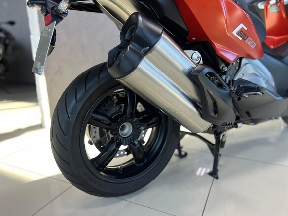 2016 BMW C 650 Sport, оранжевый - вид 13