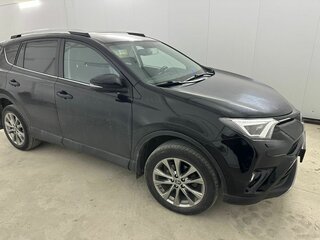 2017 Toyota RAV4 IV (XA40) Рестайлинг, чёрный, 3150000 рублей, вид 1