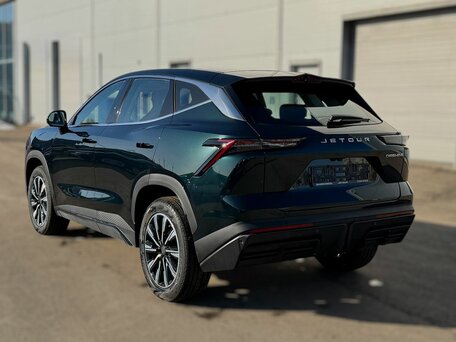 2026 Jetour Dashing I, зелёный, 2759900 рублей, вид 5