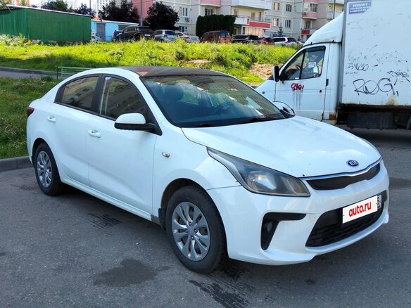 2017 Kia Rio IV, белый, 750000 рублей - вид 1