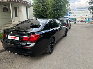 2012 BMW 7 серии 740d xDrive V (F01/F02/F04) Рестайлинг, чёрный, 2160000 рублей, вид 4