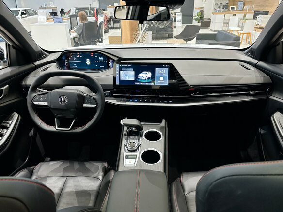 2025 Changan UNI-S I, белый, 3179900 рублей - вид 16