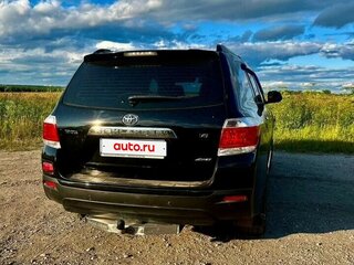 2013 Toyota Highlander II (XU40) Рестайлинг, чёрный, 2400000 рублей, вид 5