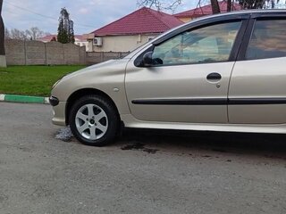 2008 Peugeot 206, бежевый, 300000 рублей, вид 5