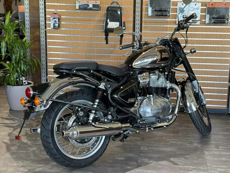 2026 Royal Enfield Classic 650, чёрный, 723000 рублей, вид 3