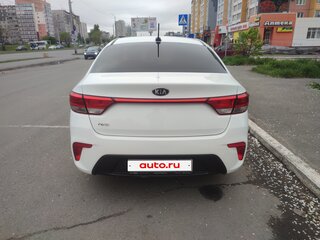 2018 Kia Rio IV, белый, 1200000 рублей, вид 5