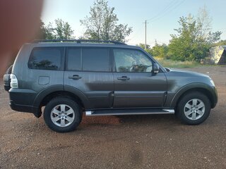 2012 Mitsubishi Pajero IV Рестайлинг 1, серый, 2150000 рублей, вид 2