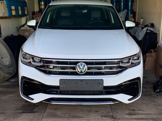 2020 Volkswagen Tiguan II Рестайлинг, белый, 4700000 рублей, вид 1
