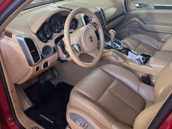 2013 Porsche Cayenne Diesel II (958), красный, 3250000 рублей - вид 6