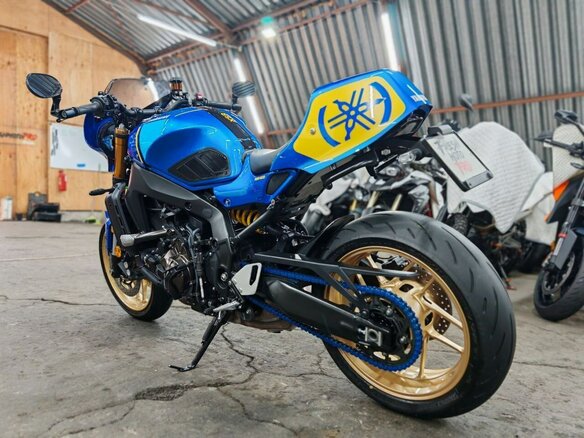2021 Yamaha XSR900, синий, 1160000 рублей - вид 4