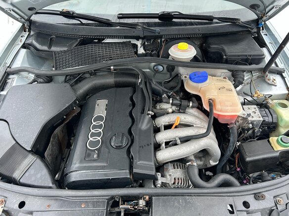 1997 Audi A4 I (B5), белый, 250000 рублей - вид 3