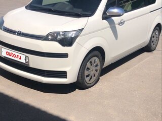2016 Toyota Spade, белый, 800000 рублей, вид 2