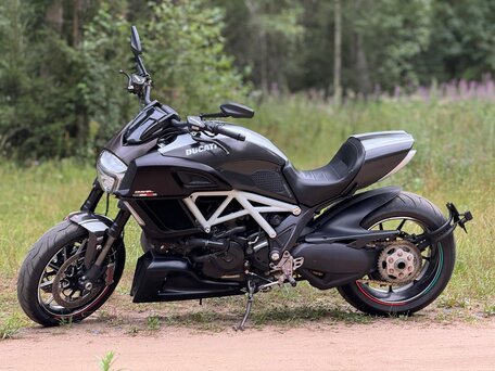 2014 Ducati Diavel Carbon, белый, 859000 рублей, вид 1