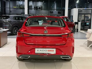 2024 Changan Eado Plus, красный, 2589900 рублей, вид 4