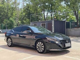2025 Nissan Teana IV (L34), чёрный, 1790555 рублей, вид 3