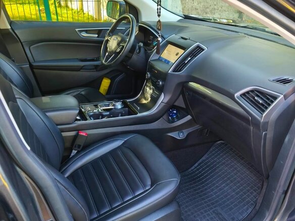 2019 Ford Edge II Рестайлинг, серый, 2000000 рублей - вид 6