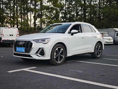 Audi Q3 II (F3)