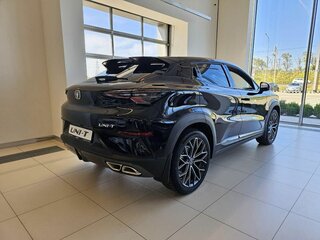 2024 Changan UNI-T I, чёрный, 3309900 рублей, вид 5
