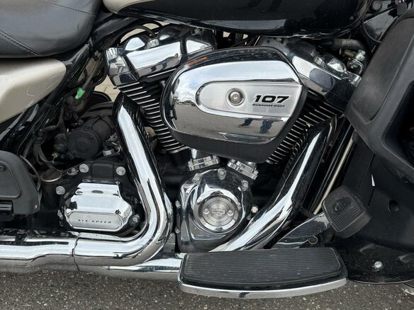 2018 Harley-Davidson Electra Glide, бежевый, 1450000 рублей - вид 2