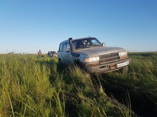 1997 Toyota Land Cruiser 80 Series Рестайлинг, серый, 899000 рублей, вид 2