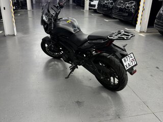 2022 Bajaj Dominar 400, чёрный, 350000 рублей, вид 4