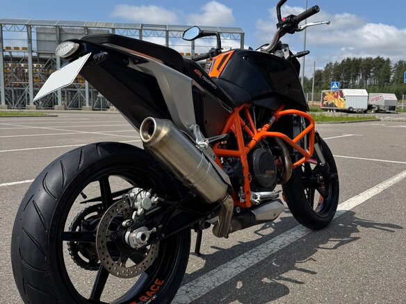 2012 KTM 690 Duke, чёрный, 450000 рублей - вид 2