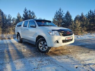 2011 Toyota Hilux VII Рестайлинг, белый, 2200000 рублей, вид 2