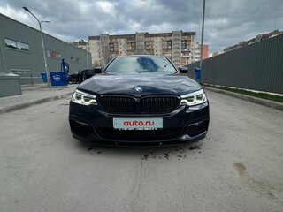 2017 BMW 5 серии 530d xDrive VII (G30/G31/G38), чёрный, 3700000 рублей, вид 3