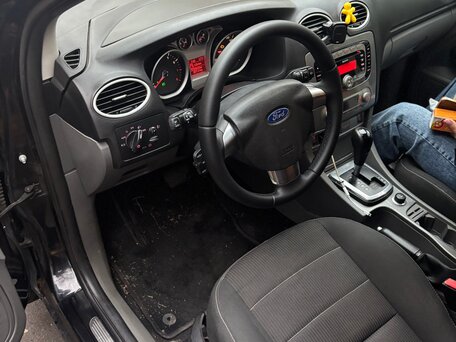 2011 Ford Focus II Рестайлинг, чёрный, 650000 рублей, вид 3