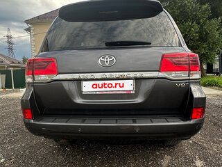 2018 Toyota Land Cruiser 200 Series Рестайлинг 2, серый, 7350000 рублей, вид 2