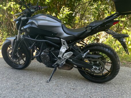 2014 Yamaha MT-07 (FZ-07), серый, 620000 рублей, вид 5