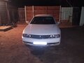 1995 Mitsubishi Diamante II, серый, 300000 рублей - вид 2