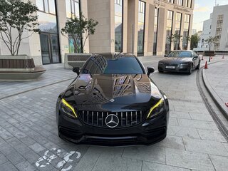 2020 Mercedes-Benz C-Класс AMG 63 AMG IV (W205) Рестайлинг, чёрный, 7100000 рублей, вид 3