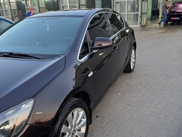 2015 Opel Astra J Рестайлинг, коричневый, 970000 рублей - вид 13