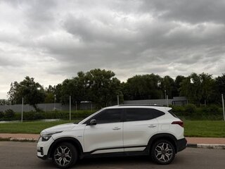 2021 Kia Seltos I, белый, 1950000 рублей, вид 5
