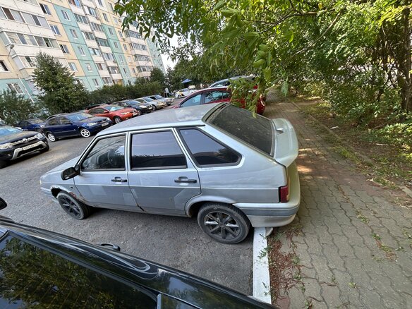 2006 Lada (ВАЗ) 2114, серебристый, 105000 рублей - вид 2