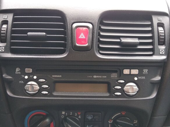 2005 Nissan Almera II (N16) Рестайлинг, синий, 310000 рублей - вид 12