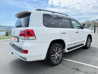 2014 Toyota Land Cruiser 200 Series Рестайлинг 1, белый, 4550000 рублей, вид 3