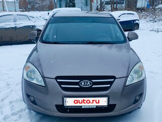 2007 Kia Ceed I, бежевый, 590000 рублей, вид 2