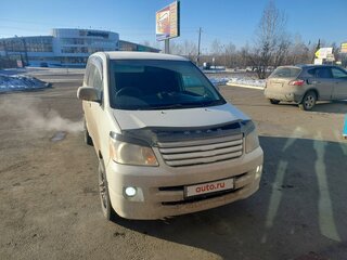 2006 Toyota Noah I (R60), белый, 1200000 рублей, вид 3