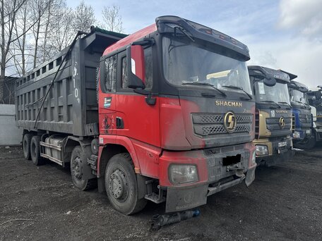 2022 Shacman (Shaanxi) SX3318, красный, 1558000 рублей, вид 2