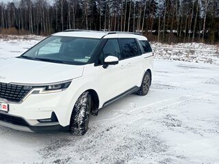 2023 Kia Carnival IV, белый, 4000000 рублей, вид 1
