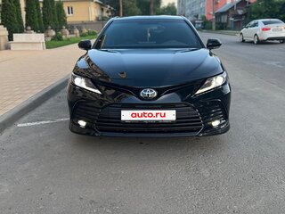 2021 Toyota Camry VIII (XV70) Рестайлинг, чёрный, 3000000 рублей, вид 1