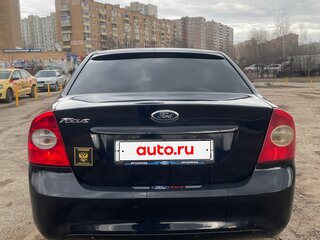 2011 Ford Focus II Рестайлинг, чёрный, 600000 рублей, вид 3