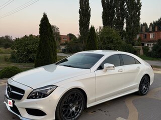 2015 Mercedes-Benz CLS 400 II (C218) Рестайлинг, белый, 3100000 рублей, вид 2